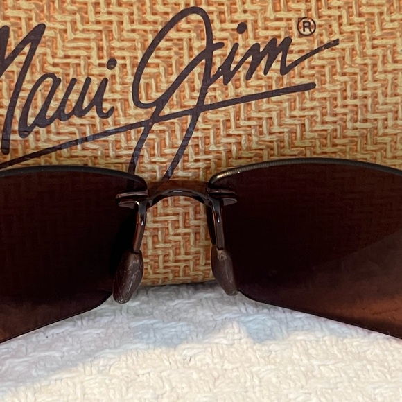 Maui Jim Ho’okipa Sunglasses - Picture 3 of 5